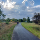 Šest kilometrů do Gorlitzu po cyklostezce Odra-Nisa máme jako retro, protože to byla naše první dálková cyklotrasa s dětmi ve vozíčku
