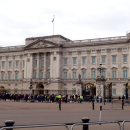 Buckinghamský palác je oficiální londýnské sídlo britského panovníka. Překvapilo mě, že nepůsobil nijak honosně, mnoho jiných budov v Londýně bylo daleko velkolepějších.