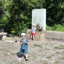 Děti velice ochotně převzaly starost o vodu.