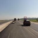 Albánie jde hodně nahoru, mohutně se asfaltují dlouhé úseky dálnice.