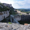 Luděk s Víťou dobývají rozlehlou pevnost v Kninu s fantastickým výhledem