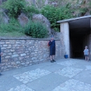 Vchod do jeskyně Gadimë