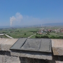 ... dojem udělá zejména pohled na dvě mohutně čoudící tepelné elektrárny Kosovo A a Kosovo B.