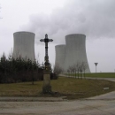 Jaderná elektrárna versus historie