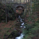 Most přes Bučinský potok u vodopádů