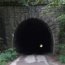 Původním železničním tunelem v Margecanech se dnes dá projet